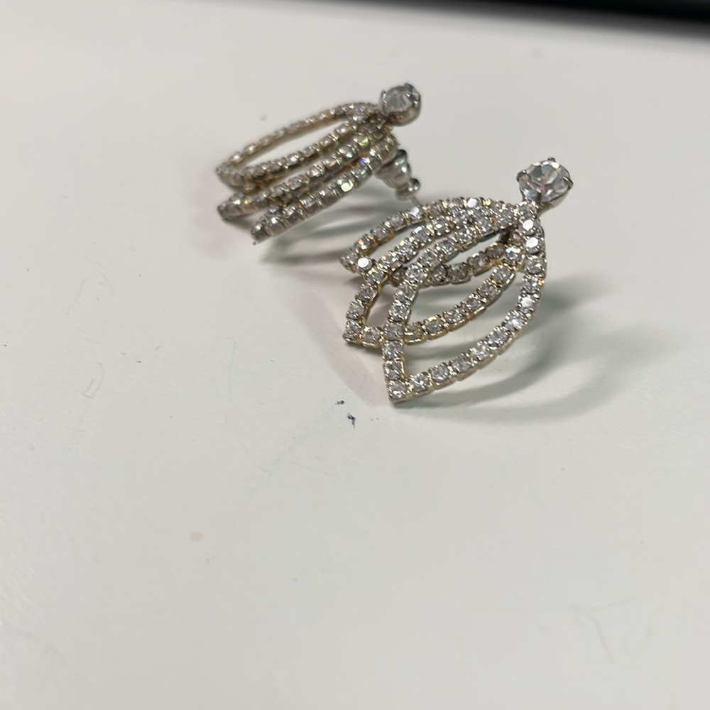 Diamond earrings - Picture 3 of 6